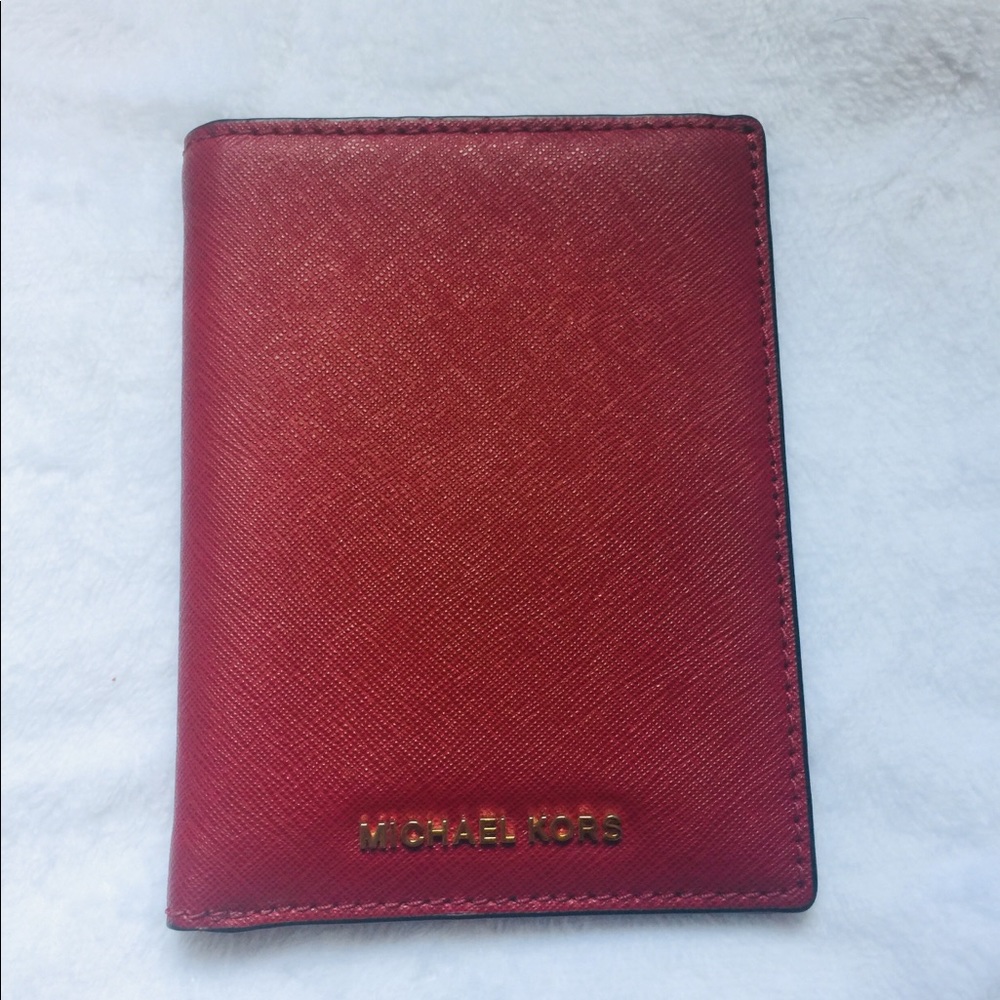Authentic Michael Kors Passport Cover/Wallet